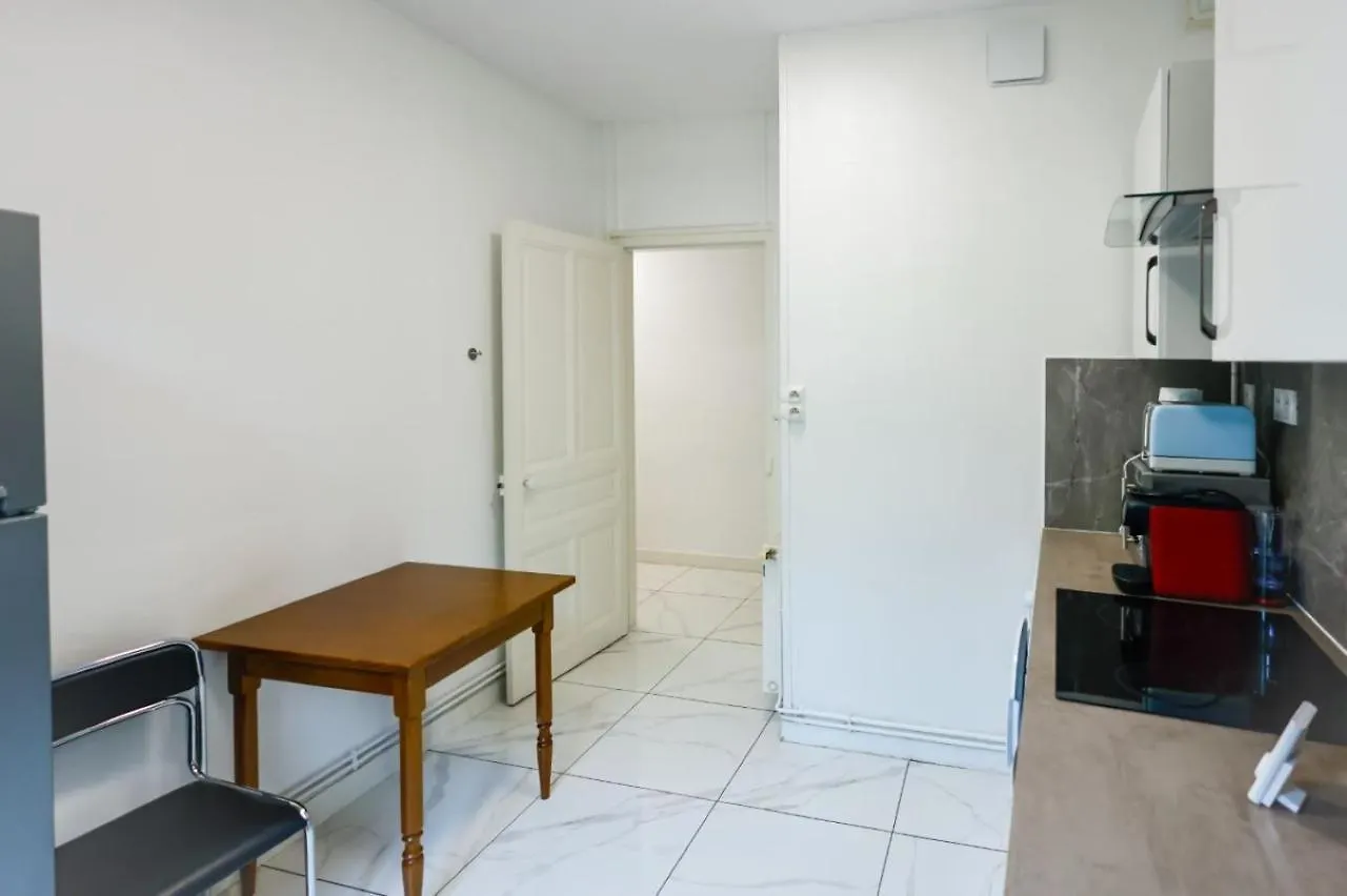Bel Appartement T1 Caluire-et-Cuire France